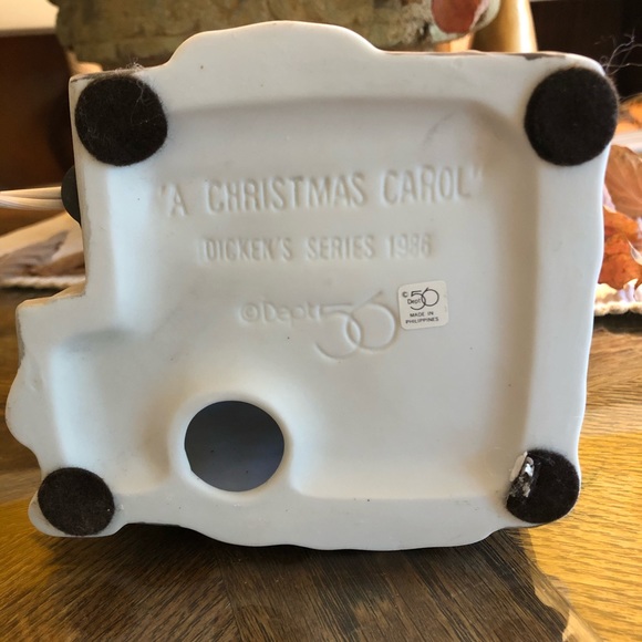 SOLD Retired Dept 56 M Fezzwig Christmas Carol - Picture 3 of 5